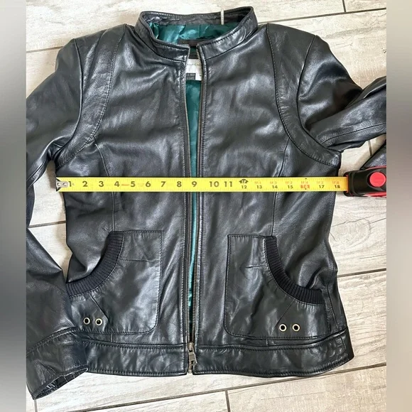 Andrew Marc Black Moto Jacket with Pockets + Turquoise Satin Lining Sz M - Picture 4 of 13